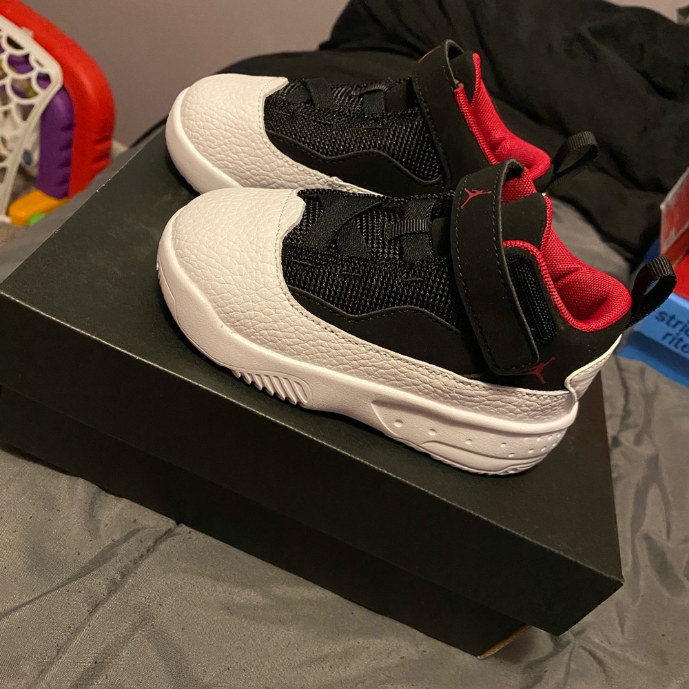❗️SOLD❗️Toddler Jordan’s